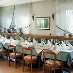 Hoellsteiner Hof Hotel 3*