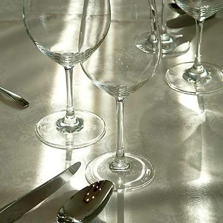 Hoellsteiner Hof 3*