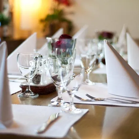 Hotel Hoellsteiner Hof