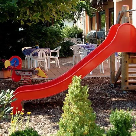 Hoellsteiner Hof Hotel 3*