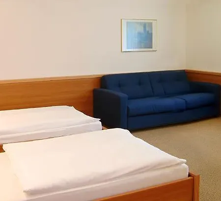 Hoellsteiner Hof Hotel 3*