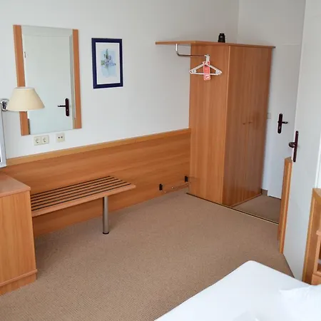 Hoellsteiner Hof Hotel Steinen (Lorrach)